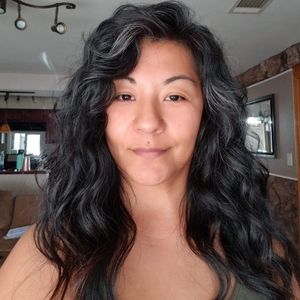 Meet your Posher, Alejandra